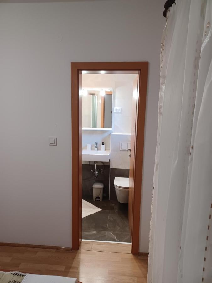 Apartments Beg Раб Екстериор снимка