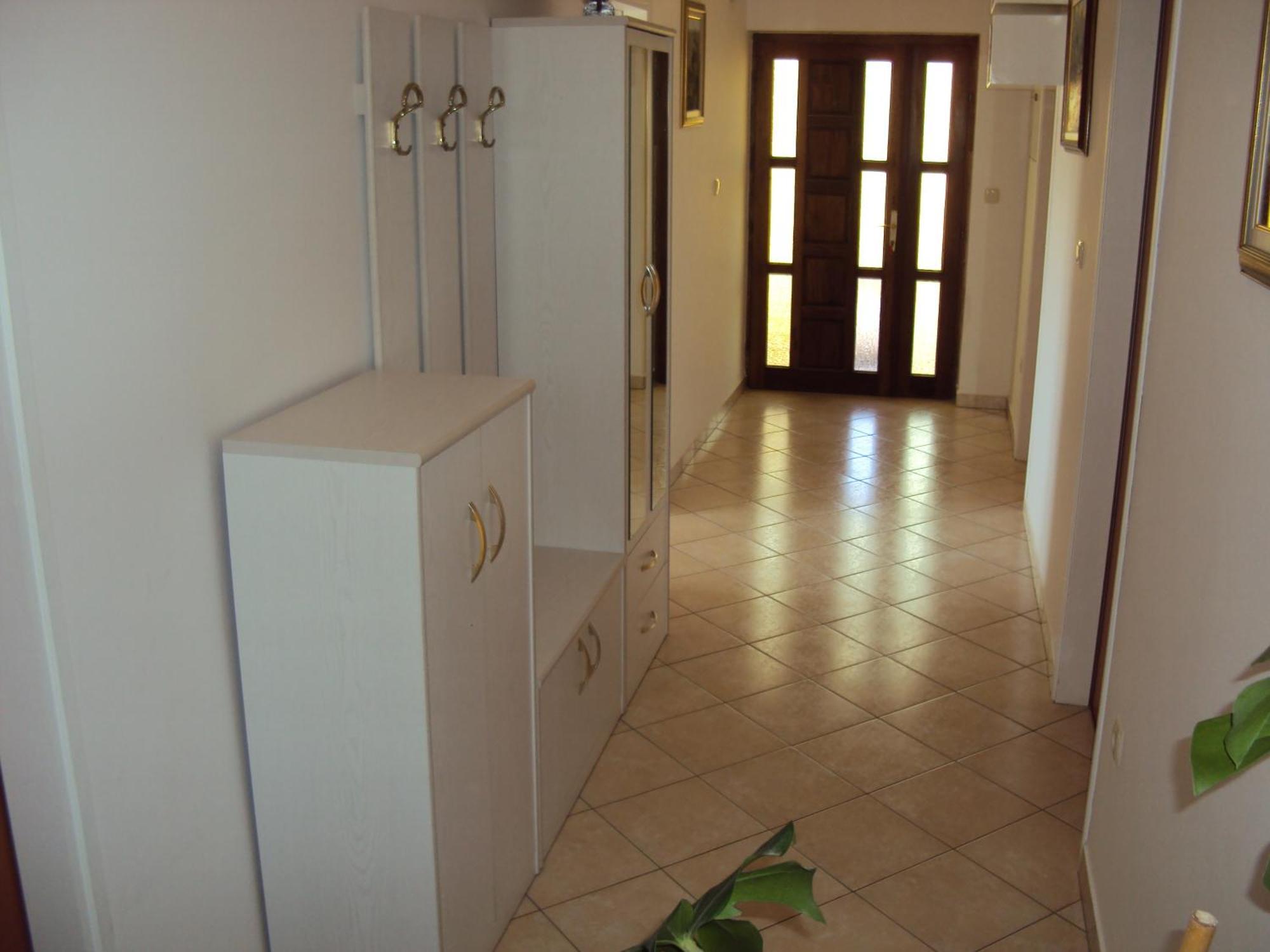 Apartments Beg Раб Екстериор снимка