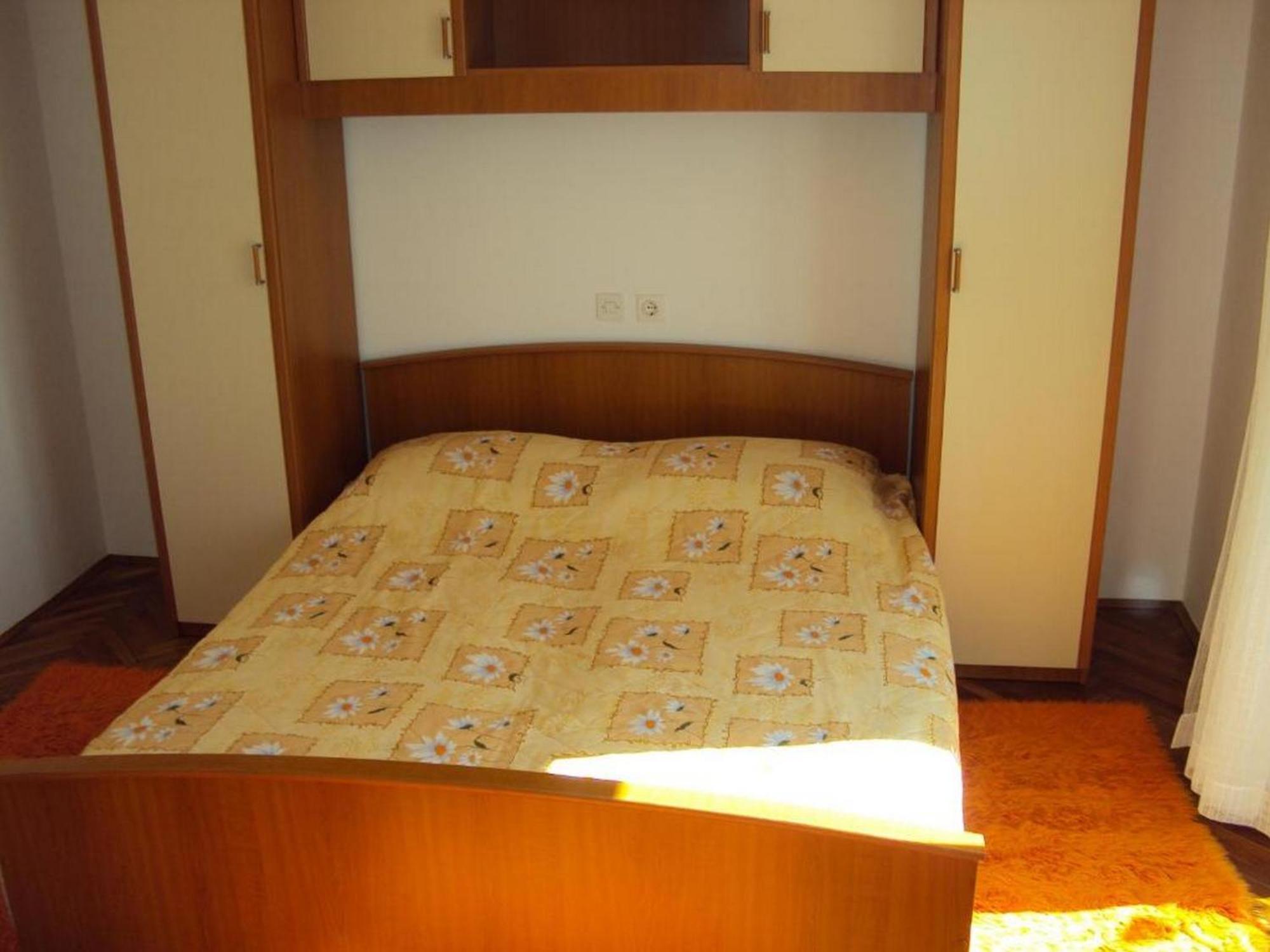 Apartments Beg Раб Екстериор снимка