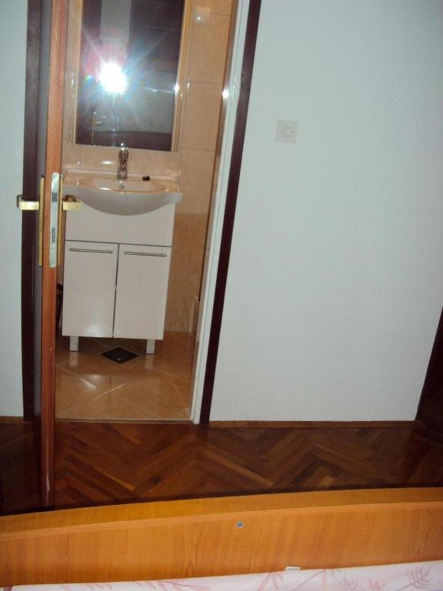 Apartments Beg Раб Стая снимка